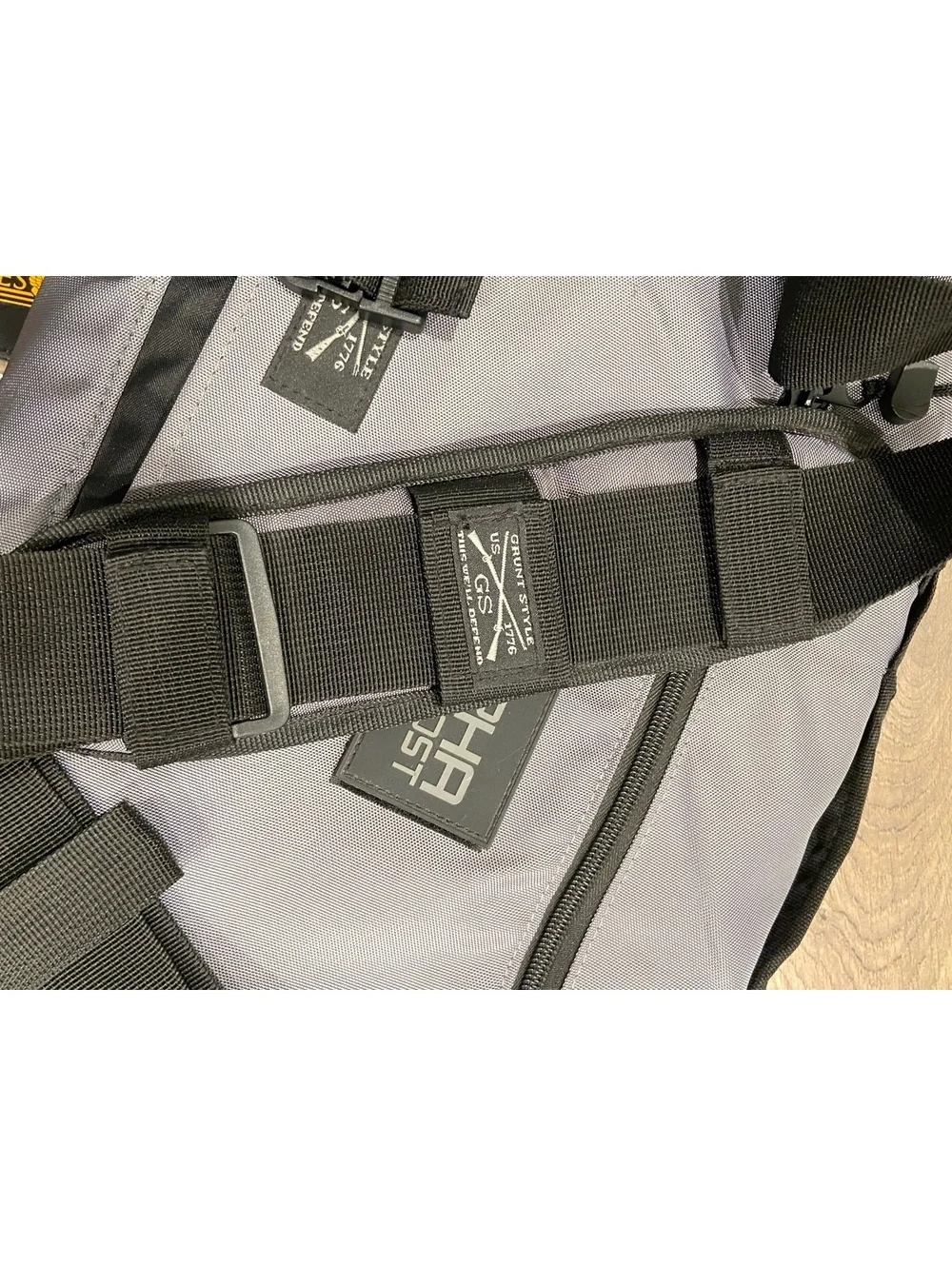 Alpha Outpost Messenger Bag Zip Buckle Satchel Pockets Hook and Loop M